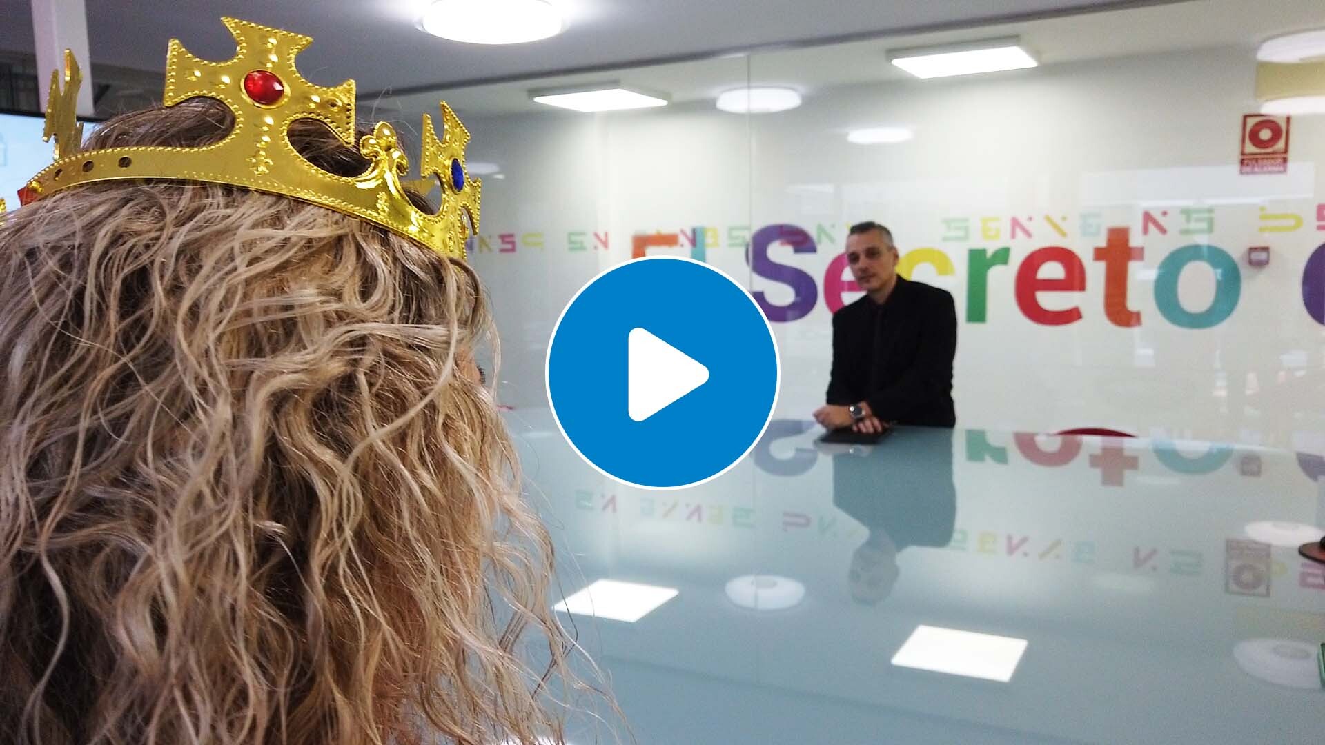 El fantasma dee esta navidad ha vinido a recordarte algo